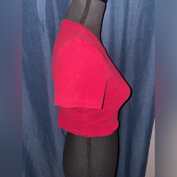 “Zara” Women’s Red Crop Top Cropped Tee Shirt - Size Medium - Picture 7 of 8